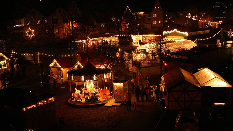 Hier kommen Familien auf ihre Kosten: bei den Himmelstadter Weihnachtserlebnisse im Landkreis Main-Spessart.