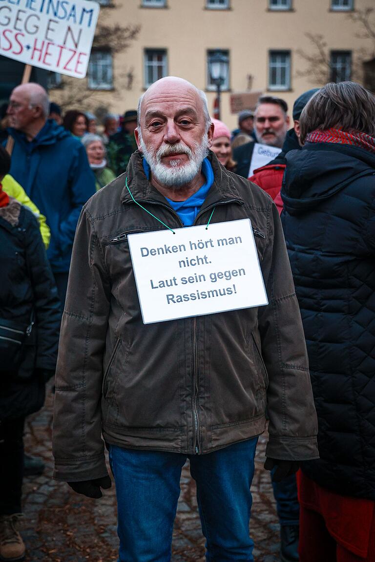 Peter Ehrhardt aus Maroldsweisach ist froh, dass Veranstaltungen für die Demokratie nicht nur in den großen Städten stattfinden.