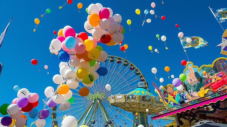 Auch für Kinder wurde beim Volksfest wieder eine Menge geboten, unter anderem das Luftballonsteigen beim Kindertag.&nbsp;