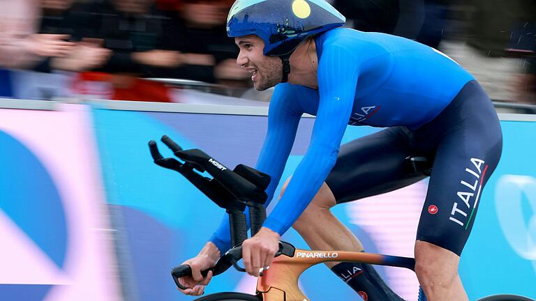 Filippo Ganna hat beim Zeitfahren bei den Olympischen Spielen in Paris Silber gewonnen. Der Italiener geht auch bei der Deutschland-Tour in Schweinfurt an den Start.