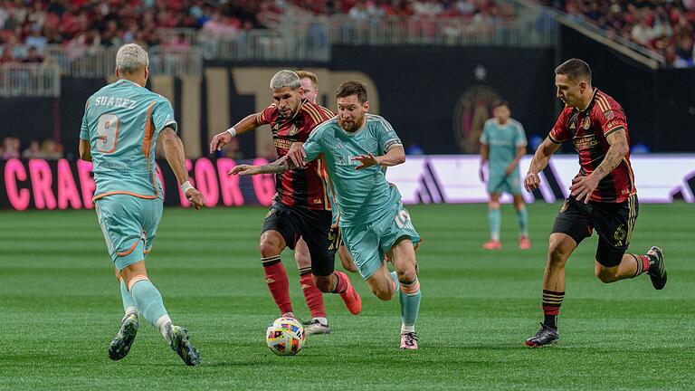 Atlanta United - Inter Miami       -  Lionel Messi dribbelte vergeblich.