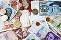 D-Mark       -  Die Bundesbank tauscht alte D-Mark-Scheine in Euro um. (Archivbild)