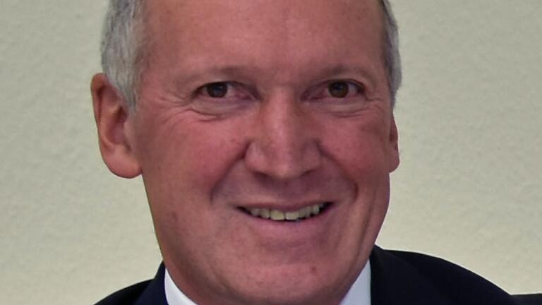 Berufsberater Peter Stretz freut sich, dass trotz Corona keine Ausbildungsstellen gestrichen wurden. Berufsberater Peter Stretz freut sich, dass trotz Corona keine Ausbildungsstellen gestrichen wurden.