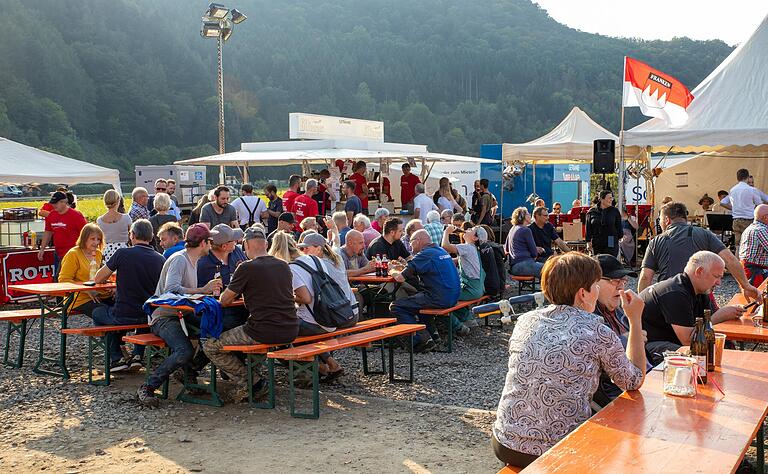 Die Einwohner von Rech mussten sich beim Mutmacherfest um nichts kümmern. Das kam bei den von wochenlangen Aufräumarbeiten erschöpften Menschen dort sehr gut an.