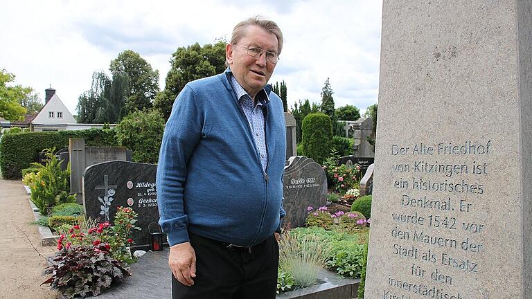 Der Alte Friedhof in Kitzingen ist ein historischer Ort. Franz Böhm und die Mitglieder der Interessensgemeinschaft versuchen, das Kulturgut zu bewahren. Der Alte Friedhof in Kitzingen ist ein historischer Ort. Franz Böhm und die Mitglieder der Interessensgemeinschaft versuchen, das Kulturgut zu bewahren.