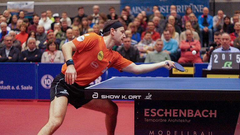 Timo Boll brachte Borussia Düsseldorf mit seinem Sieg gegen Bastian Steger auf die Siegerstraße. Timo Boll brachte Borussia Düsseldorf mit seinem Sieg gegen Bastian Steger auf die Siegerstraße.