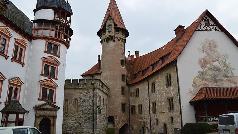 Die Heldburg in Südthüringen, wo 2016 das Deutsche Burgenmuseum eröffnet wurde. Nun bekommt das Museum endlich auch ein Lokal. Die Heldburg in Südthüringen, wo 2016 das Deutsche Burgenmuseum eröffnet wurde. Nun bekommt das Museum endlich auch ein Lokal.