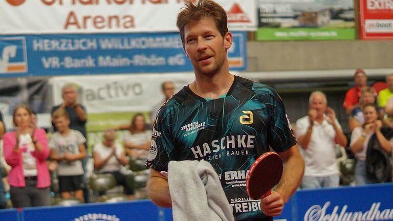 Ist Tischtennis doch mehr ein Wintersport? Bastian Steger vom TSV Bad Königshofen schien es zu denken während der Hitzeschlacht vergangenen Sonntag in der Sauna Shakehands-Arena. Diesen Sonntag geht es gegen die TTF Ochsenhausen.