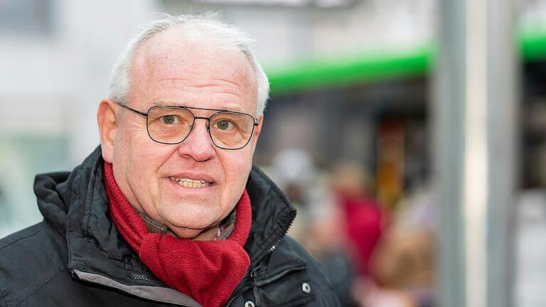 Roland Fleischmann. Roland Fleischmann.
