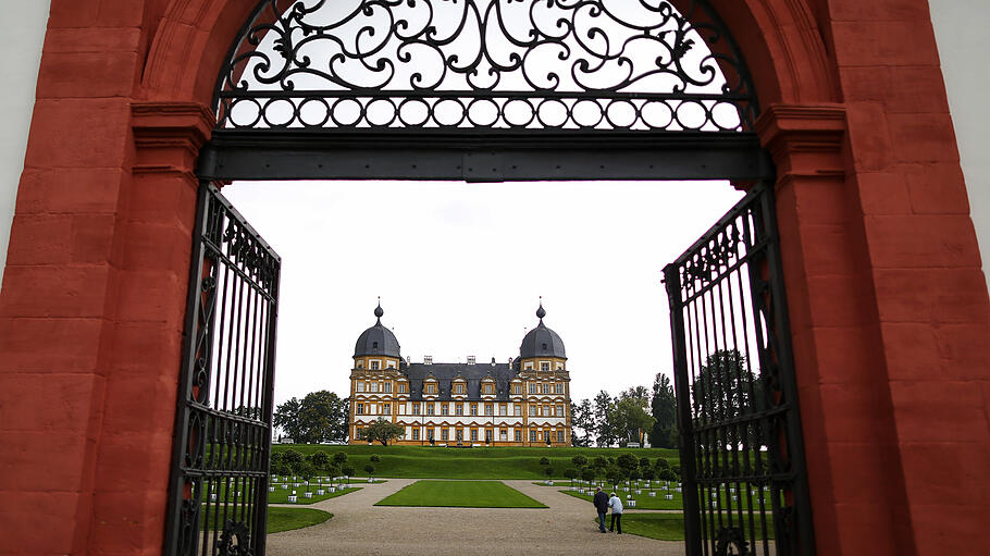 Schloss Seehof       -  Das Schloss Seehof in Memmelsdorf ist die ehemalige Sommerresidenz der Bamberger Fürstbischöfe.