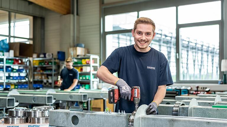 Manufaktur-Betrieb: Vieles in der Herstellung der Pfeuffer-Produkte ist immer noch Handarbeit.