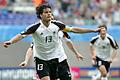 Confed Cup 2005       -  Der deutsche Mittelfeldspieler Michael Ballack erzielte das Tor zur 4:3-Führung gegen die Mexikaner in Leipzig. Foto: Thomas Eisenhuth