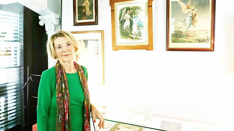 Sammlerin Gudrun Wirths aus Marktbreit sammelt seit vielen Jahren Engel in den verschiedensten Darstellungsweisen. Noch bis Februar können Besucherinnen und Besucher ihre vielfältige Ausstellung im Stadtmuseum begutachten.