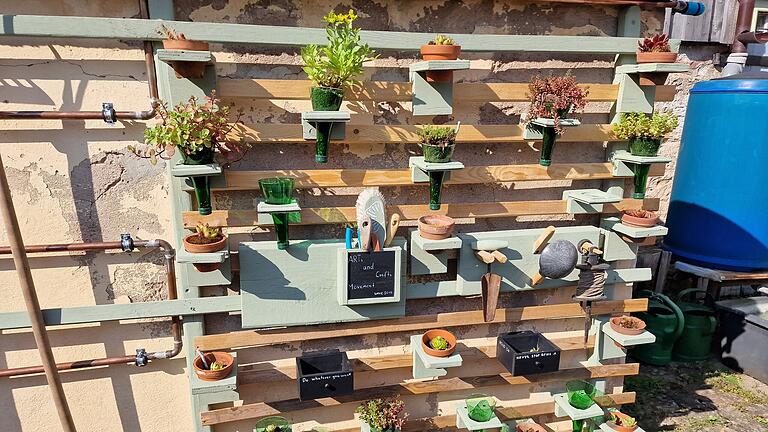 Kreative und künstlerische Ideen für den Garten gab es auch zu sehen. - Kreative und künstlerische Ideen für den Garten gab es auch zu sehen. Kreative und künstlerische Ideen für den Garten gab es auch zu sehen. - Kreative und künstlerische Ideen für den Garten gab es auch zu sehen.