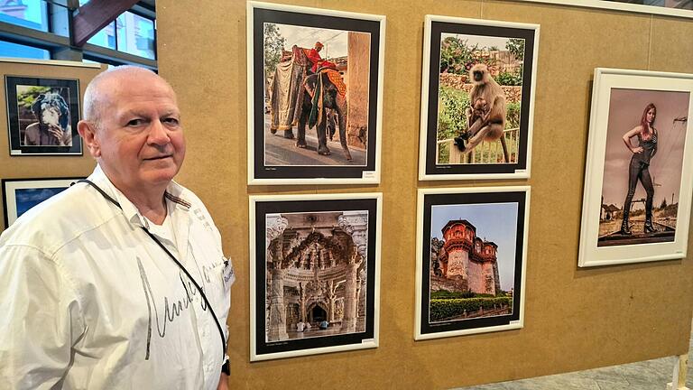 Der 69jährige Roland Dörr, seit Anfang 2024 erster Vorsitzender und seit 20 Jahren im Fotoclub, widmet sich mit seiner Frau Birgit der Reisefotografie, die sie zuletzt 2023 auch nach Indien führte, wo die Dörrs das Weltkulturerbe fotografierten und mit einer AV-Show in Szene und auch viele Aufnahmen im HdB ausstellte. Der 69jährige Roland Dörr, seit Anfang 2024 erster Vorsitzender und seit 20 Jahren im Fotoclub, widmet sich mit seiner Frau Birgit der Reisefotografie, die sie zuletzt 2023 auch nach Indien führte, wo die Dörrs das Weltkulturerbe fotografierten und mit einer AV-Show in Szene und auch viele Aufnahmen im HdB ausstellte.
