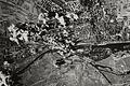 So ist die Lage der Stadt korrekt: Das Bild zeigt eine Bombardierung vor allem der Industrieanlagen Schweinfurts im Zweiten Weltkrieg.
