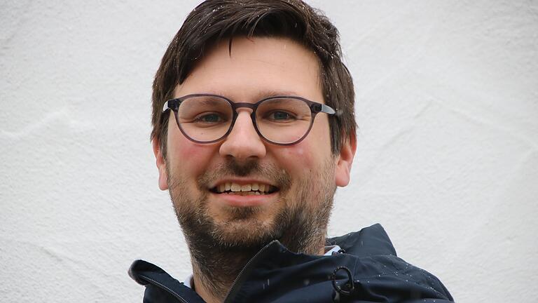 Maximilian Nun ist der neue Kämmerer der Stadt Arnstein. Am 1. April begann er seinen Dienst im Arnsteiner Rathaus.