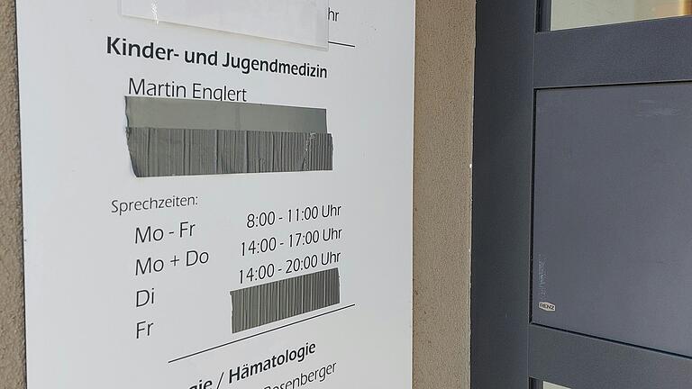 Die Kolleginnen des Kinder- und Jugendarztes Martin Englert in Wertheim haben gekündigt, die Nachfrage bei den Patientinnen und Patienten hingegen steigt.