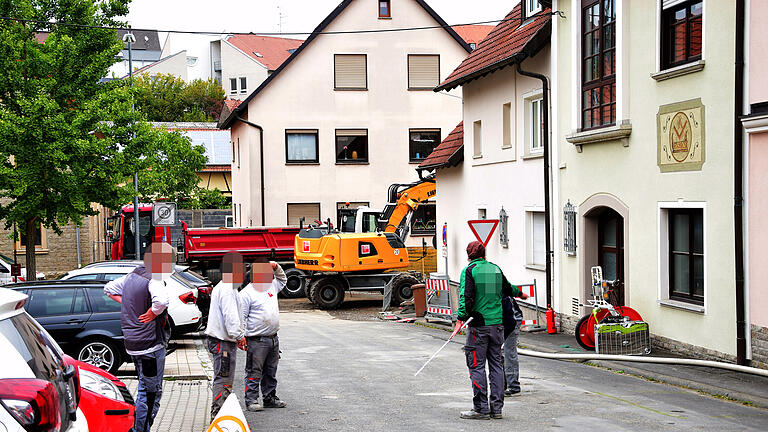 Am Dienstag, 24. September,  traf eine Baggerschaufel einen Gasanschluss in Güntersleben und beschädigte eine Gasleitung schwer