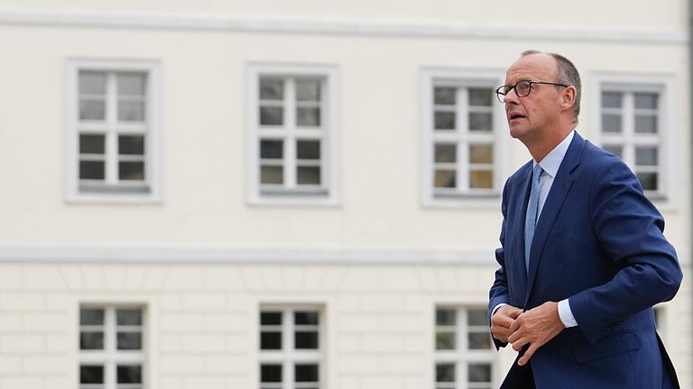 Nach dem Bruch der Ampel-Koalition - Schloss Bellevue       -  Oppositionsführer Friedrich Merz.