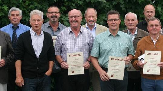 Sie halten den Herbstädter Sportfreunden seit 40 Jahren die Treue.
