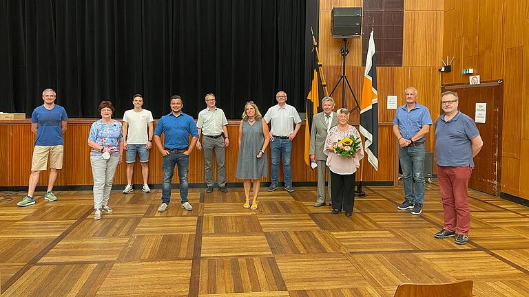 Auf dem Bild (von links): Philipp Hoffelner, Ingrid Klier, Marius Ludwig, Mario Roth, Steffen Kirchner, Martina Schlereth, Ludwig Paul, Georg Hümpfer, Ingrid Hümpfer, Matthias Paul, Peter Kuhn Auf dem Bild (von links): Philipp Hoffelner, Ingrid Klier, Marius Ludwig, Mario Roth, Steffen Kirchner, Martina Schlereth, Ludwig Paul, Georg Hümpfer, Ingrid Hümpfer, Matthias Paul, Peter Kuhn