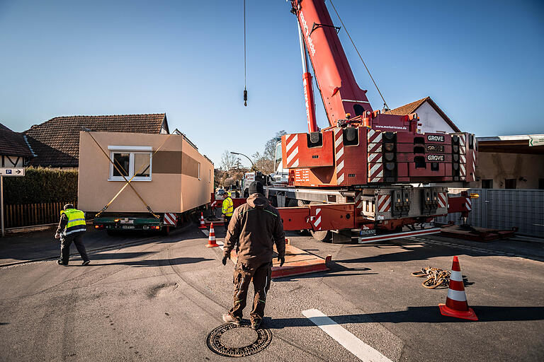 6 Schritte zum Tiny House: Wie das Mini-Traumhaus an seinen Platz kommt 6 Schritte zum Tiny House: Wie das Mini-Traumhaus an seinen Platz kommt