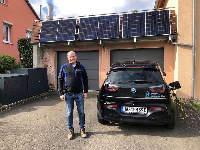 Energieberater Markus Hahn aus Untertheres hält Balkonkraftwerke für sinnvoll: "Wenn jede Wohnung eines hätte, käme ganz schön was zusammen." Energieberater Markus Hahn aus Untertheres hält Balkonkraftwerke für sinnvoll: "Wenn jede Wohnung eines hätte, käme ganz schön was zusammen."