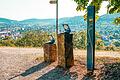 Eine neue Informationsstele mit Erlebnisstation wartet direkt am Aussichtspunkt auf dem Altenberg auf Wanderer der neuen Sisi-Tour.       -  Eine neue Informationsstele mit Erlebnisstation wartet direkt am Aussichtspunkt auf dem Altenberg auf Wanderer der neuen Sisi-Tour.