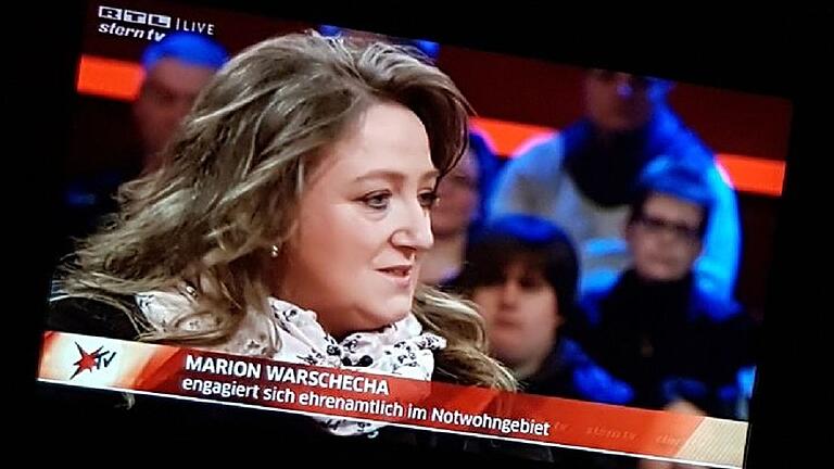 Marion Warschecha engagiert sich ehrenamtlich im Kitzinger Notwohngebiet. In der Sendung Stern TV berichtete sie über die Zustände und ihre Hilfe.