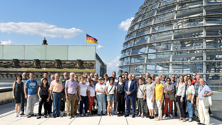 MdB Alexander Hoffmann empfing im sommerlichen Berlin Besuch aus dem Wahlkreis.