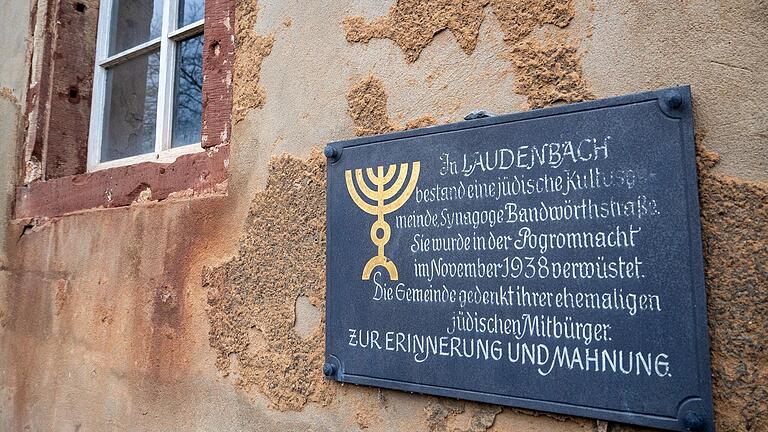 Die ehemalige Synagoge in Laudenbach im Januar 2023: Das Gebäude muss saniert werden.