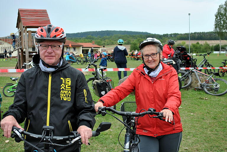 Begeistert waren Dittmar und Andrea Jucht, hier am Rastplatz in Großeibstadt. Begeistert waren Dittmar und Andrea Jucht, hier am Rastplatz in Großeibstadt.