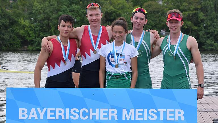 Waren siegreich für den RC Franken Schweinfurt: Die Junioren Lorenz Grimm (links) und Julian Wallner (Zweiter von links). Waren siegreich für den RC Franken Schweinfurt: Die Junioren Lorenz Grimm (links) und Julian Wallner (Zweiter von links).