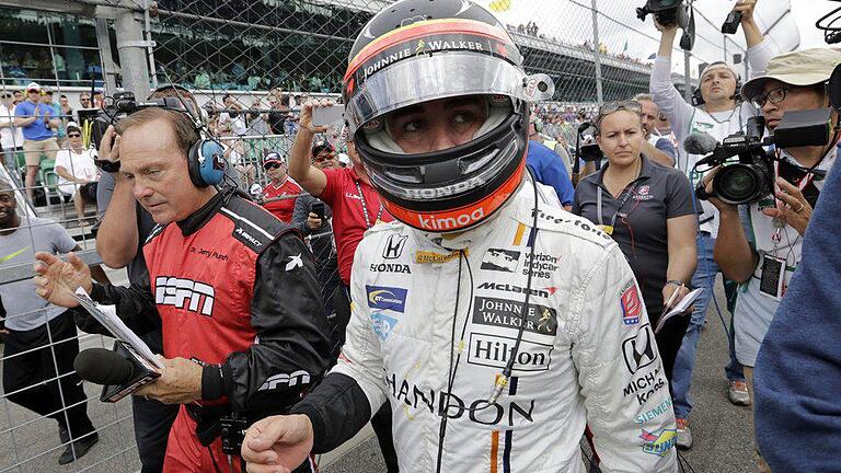 Indianapolis 500       -  Fernando Alonso avanciert bei den Indy500 zum Publikumsliebling. Foto: Sam Riche