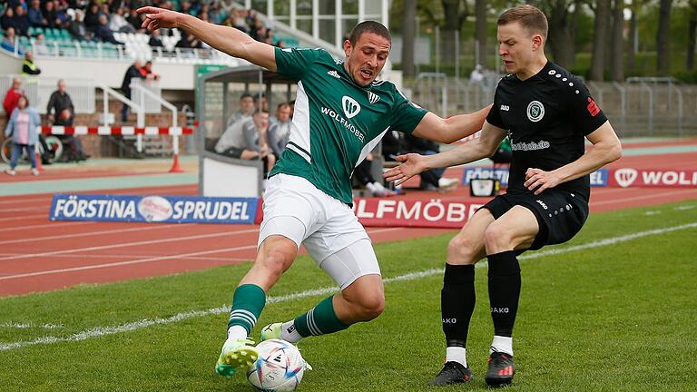 Hat ein Kämpferherz: Geht es nach dem FC 05 Schweinfurt, dürfte Dominic Schmidt gerne seinen Vertrag verlängern – doch der 22-jährige Ex-Augsburger liebäugelt noch mit Profifußball.