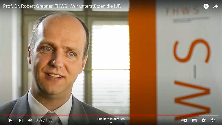 Hochschul-Präsident Prof. Dr. Robert Grebner erläutert die Beweggründe, warum die FHWS die Initiative fördert. Hochschul-Präsident Prof. Dr. Robert Grebner erläutert die Beweggründe, warum die FHWS die Initiative fördert.