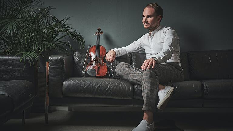 Niklas Liepe&nbsp;spielt am Samstag zur Wiedereröffnung in der TauberPhilharmonie.