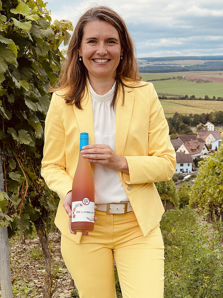 Landrätin Sabine Sitter präsentierte die 'Landrätin' Landrätin Sabine Sitter präsentierte die 'Landrätin'