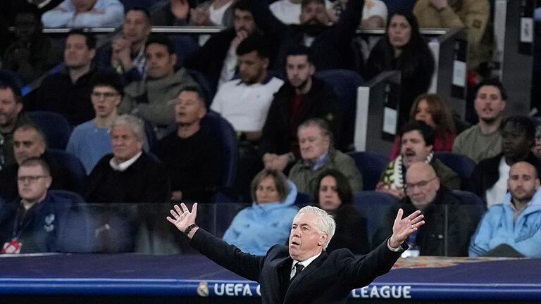 Real Madrid - FC Arsenal       -  Der Druck auf Carlo Ancelotti nimmt zu.