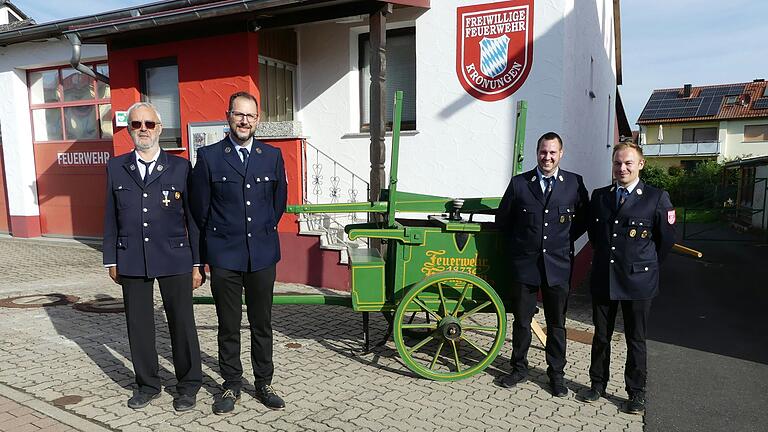 Seit Wochen fiebert die Kronunger Feuerwehr ihrem Jubiläum entgegen. Vorsitzender Manfred Karg, zweiter Vorsitzender Alexander Frosch (beide Feuerwehrverein), zweiter Kommandant Christopher Swora und Kommandant Michael Pun freuen sich auf die Gäste.