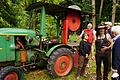 Michael Röhners Deutz, Baujahr 1951, war der älteste Traktor, der beim Traktoren- und Unimogtreffen in Oberweißenbrunn zu sehen war. Die Maschine ist noch im Einsatz und wird zum Sägen von Brennholz verwendet.