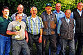 Sieger des Kreisgruppenschießens am Wurftaubenstand in Sandberg: im Bild von links Arnulf Geis, Harald Katzenberger, Siegbert Leiber, Berthold Kamm, Walter Vorndran, Erhard Bock, Willi Floth, Richard Katzenberger, Thomas Schmitt (Vorsitzender Kreisgruppe Bad Neustadt), Jürgen Merk (Schießobmann und Hegegemeinschaftsleiter der Hegegemeinschaft Sandberg).