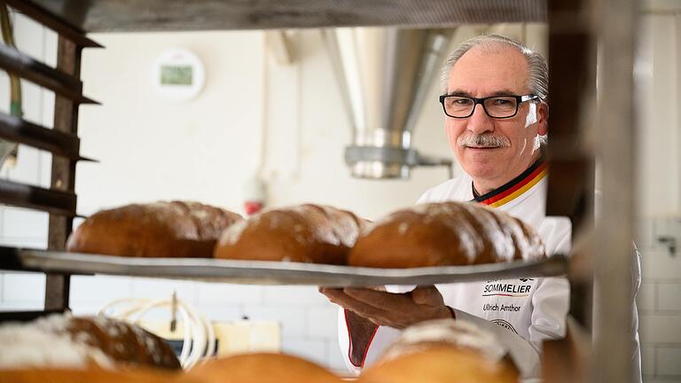 Verregnete Getreideernte: Geht Rhön-Grabfelds Müllern regionales Qualitätsgetreide und den Bäckern hochwertiges Mehl aus? So antwortet Bäcker Ulrich Amthor aus Waltershausen.