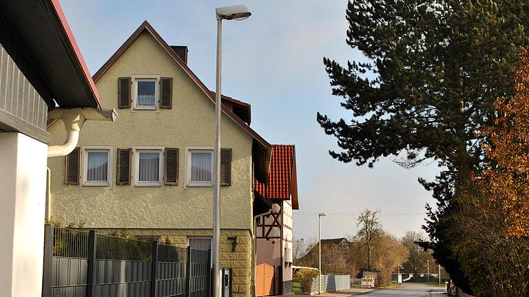 65 Brennstellen werden noch umgerüstet, dann ist Aubstadt komplett mit einer LED-Straßenbeleuchtung versorgt.