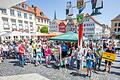 Rund 150 Demonstranten versammelten sich am Montag auf dem Bad Neustädter Marktplatz und forderten mehr Schutz für Weidetiere und die Reduzierung der Wölfe.