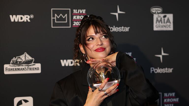 Nominierte für die &bdquo;1Live Krone&rdquo; 2024       -  Hat auch schon einige Kronen daheim: Nina Chuba ist unter anderem als &bdquo;Bester Live Act&rdquo; nominiert. (Archivfoto)
