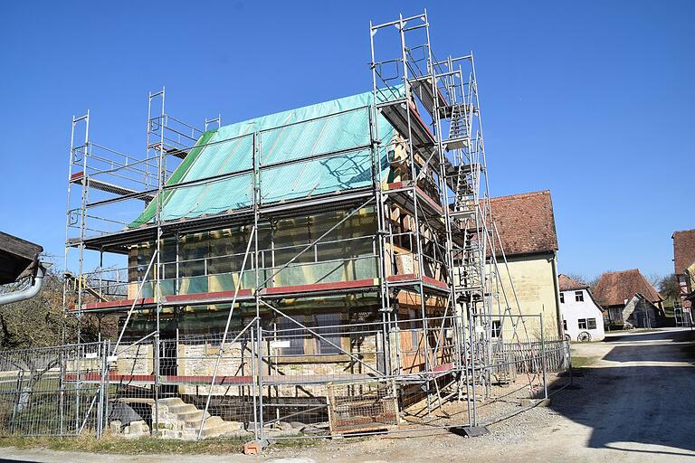 Die ehemalige Synagoge von Allersheim fand im fränkischen Freilandmuseum in Bad Windsheim einen neuen Platz. Die Eröffnung ist für 2023 geplant.