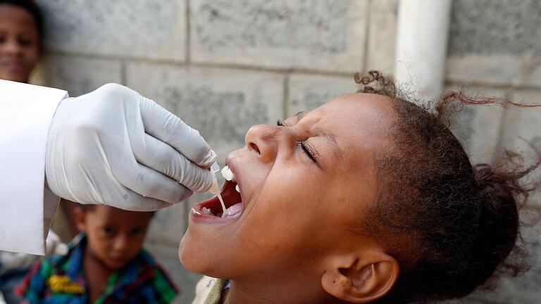 Zahl der gemeldeten Cholera-Fälle steigt       -  Impfstoff schützt Kinder, aber es gibt weltweit nicht genug. (Archivbild)