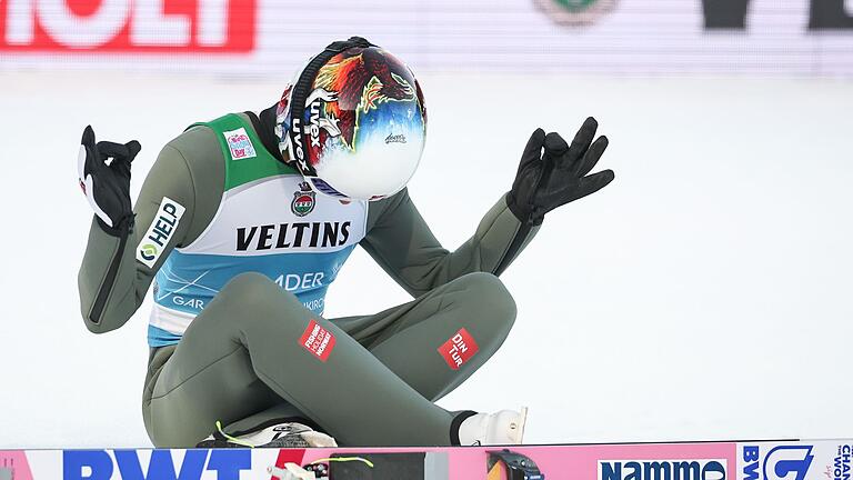 71. Vierschanzentournee - Garmisch-Partenkirchen       -  Halvor Egner Granerud nach seinem Sprung.